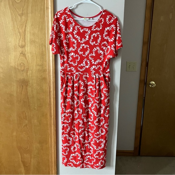 Boden Dresses & Skirts - Boden Size 8 red Floral Dress